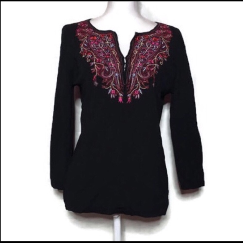 Black &Red Detailed Blouse NWOT SZ XL